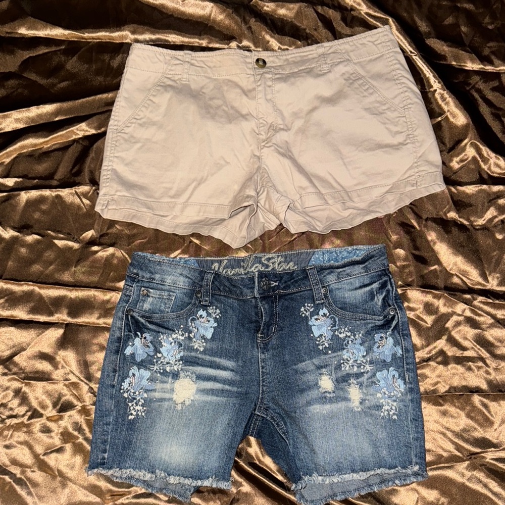 Juniors size 11 shorts bundle